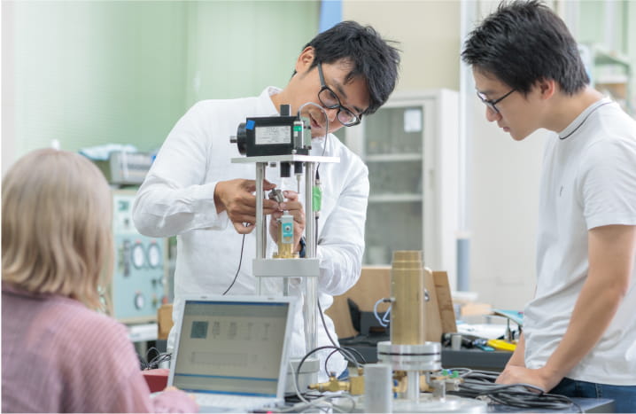 実験中の様子