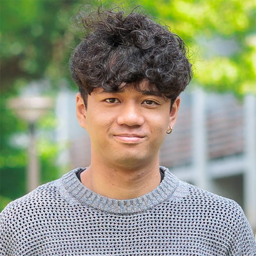学部4年生 徳 壮一郎